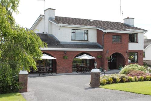 Athlone Casa | Riverview House