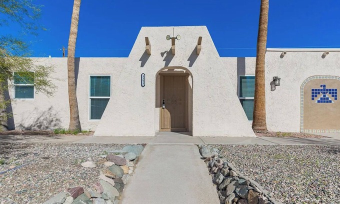 Lake Havasu City Casa | Riviera Retreat - Easy Boat and RV Parking!