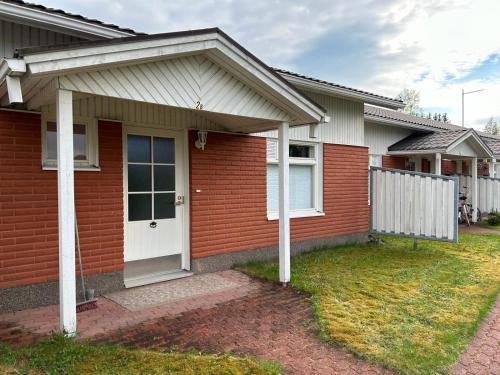 Seinajoki Apartamento | Rivitalokaksio 52m2 Ilmastointi, Sauna, Autokatospaikka