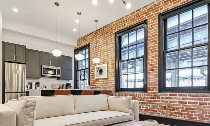 Arts/Warehouse District Casa | Roami at The Lola | Convention Center | 1 Bedroom