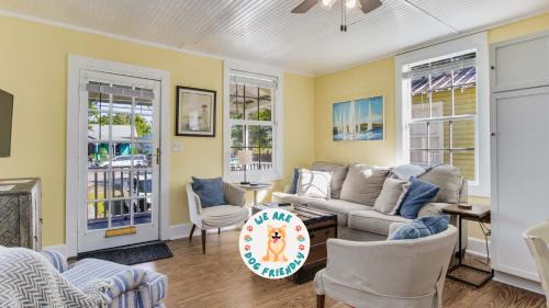 Old East Hill Casa | Robin's Nest