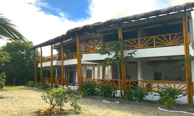 Mompiche Cama Y Desayuno | Playa tropical de Robinson Crusoe's Paradise