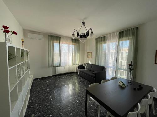 Santa Maria Novella Apartamento | Roby Apartment in centro 3 camere 3 bagni