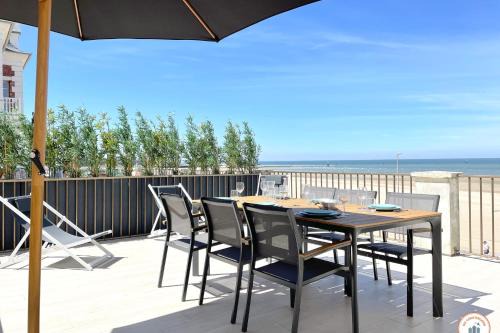 Trouville-sur-Mer Apartamento | Roches Normandes - Terrasse Vue Mer et Plage