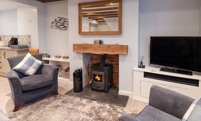 Staithes Cabaña | ROCKFISH COTTAGE, family friendly, with open fire in Staithes