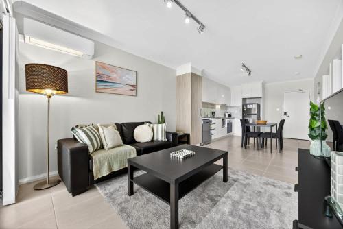 Rockingham Apartamento | Rockingham Escape Stylish 2br Apt Near Beach and Shops