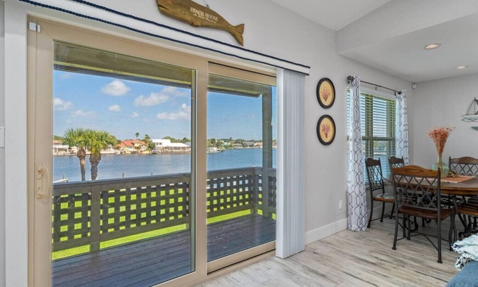 Harbor Oaks Apartamento | Rockport, TX - Canoe Lake Casita