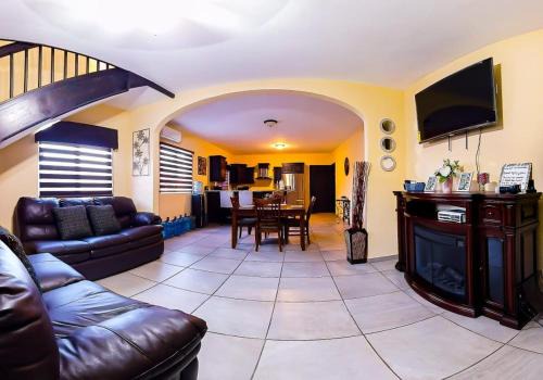 Ciudad Constitucion Casa | Rocky Point Casa Mango w Pool Walk to Beach