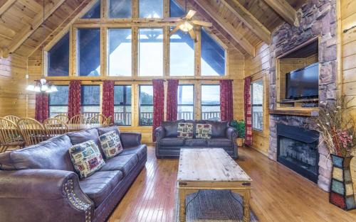 Townsend Villa | Rockytop Hideaway