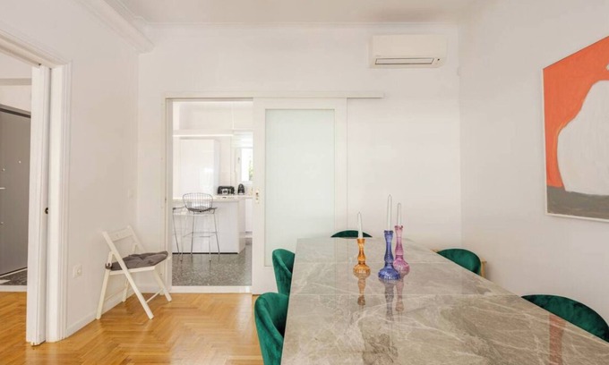 Ilisia Apartamento | Rodothea apartment 2, 3 bedroom Sunny & Luxury apartment in the heart of Athens