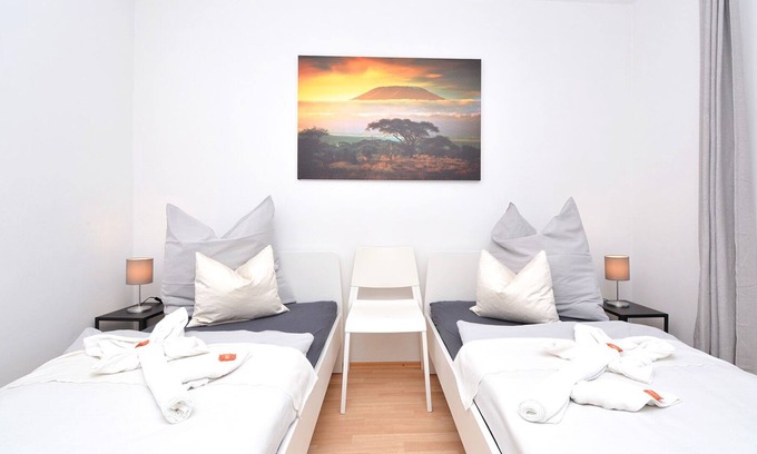 Rohr Apartamento | Roh01 - Geräumige Apartment mit Terrasse in Rohr bei Nürnberg, 90 qm, 3 Schlafzimmer, Max. 6 Personen