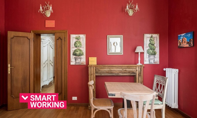 Historic Center Apartamento | Rolandino Apartment by Wonderful Italy
