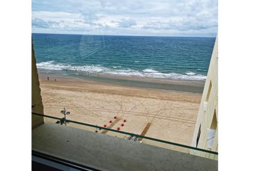 Cadiz Apartamento | Romántica vista al paseo marítimo de Cádiz