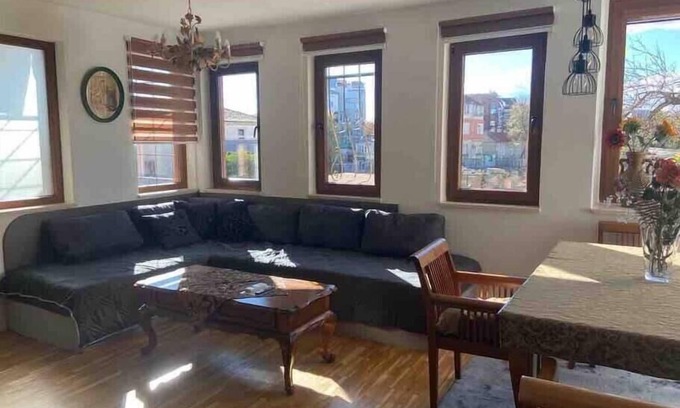 Varna City Centre Apartamento | Roman Thermae 2bdrm Sunny Apartment