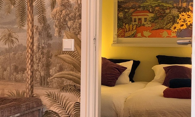 Den Ham Apartamento | Romantic 2-bedroom appartement with private hottub sauna and gamesroom
