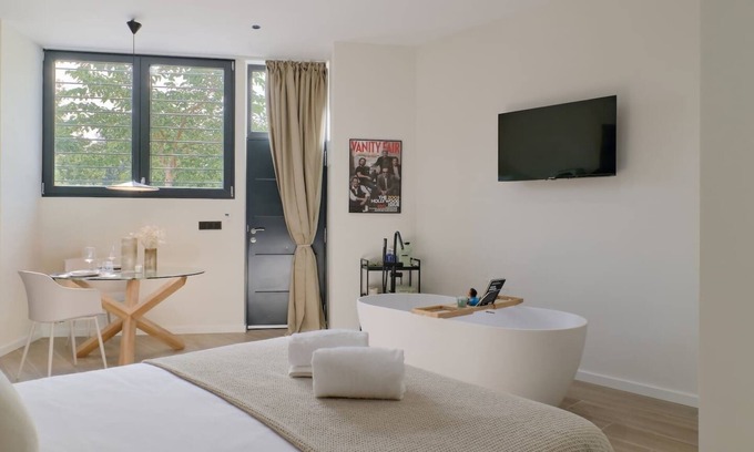 Poblats Maritims Apartamento | Romantic Apartment N2 Oceanografico Virkin Suites
