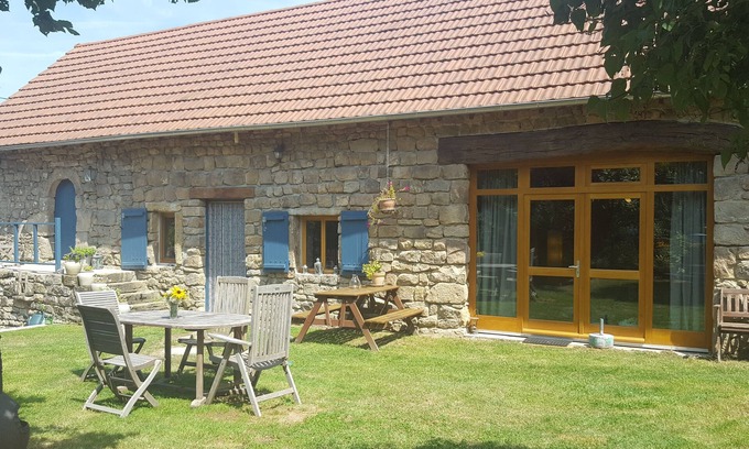 Donzy-le-National Casa | Casa de vacaciones familiar romántica Gentilhomme cerca de Cluny, Taize y Macon!