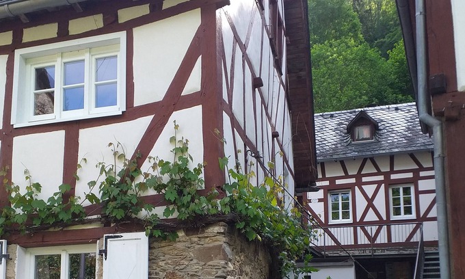 Brodenbach Casa | Casa de vacaciones romántico, ideal para familias, grupos, excursionistas y muchos más.