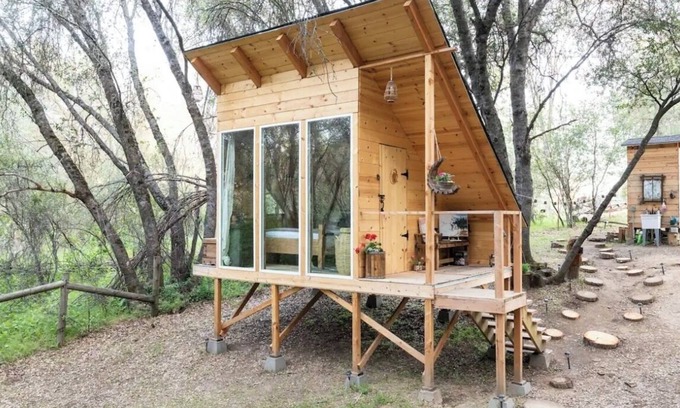 Oakhurst Cabina | Romantic Insta-worthy Mountain Cabin by Yosemite 2