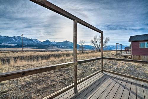 Livingston Casa | Romantic Mountain Getaway - 1 Hour to Yellowstone!