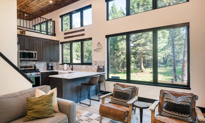 Philipsburg Cabina | Granite Moose Hideaway