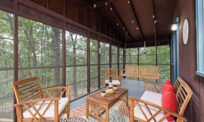 Shenandoah Cabina | Romantic Shenandoah Mountain Retreat