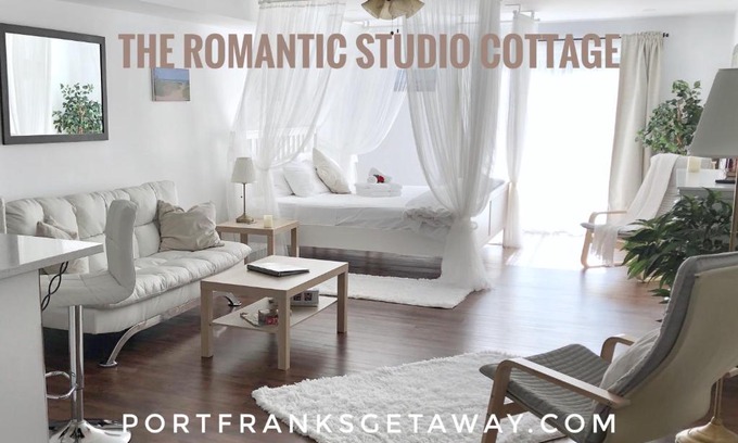 Port Franks Casa | Romantic Studio Cottage