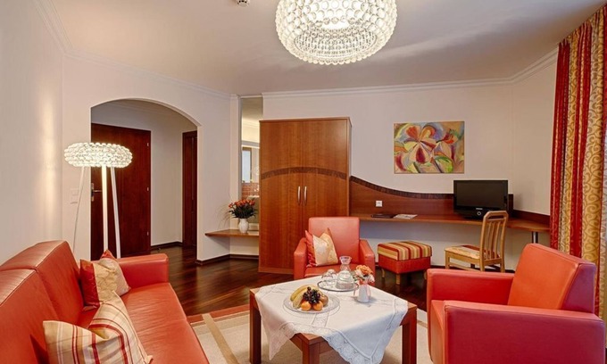 Bad Kleinkirchheim Casa | Romantic Suite Breakfast - Thermenwelt Hotel Pulverer