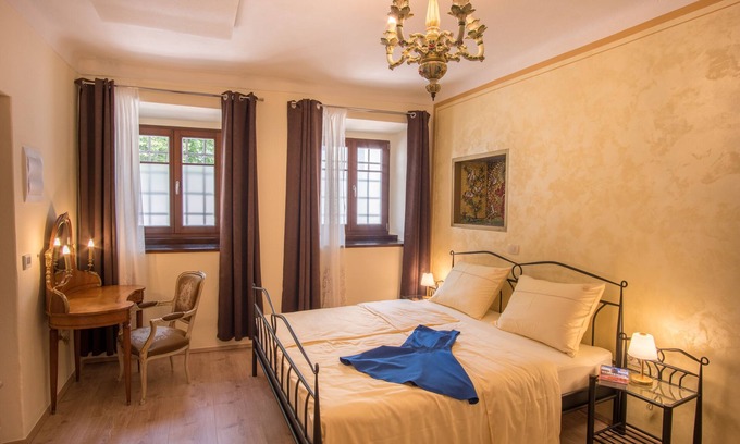 Radovljica Apartamento | Romantic Superior Studio for 3 in the city of the sun