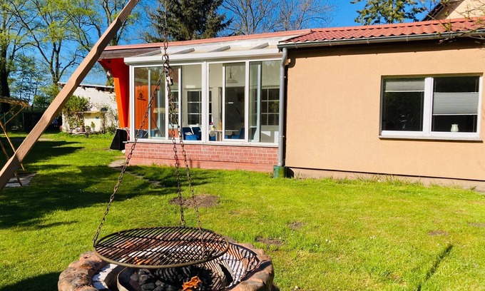 Warenthin Casa | Romantic vacation home directly on Lake Rheinsberg Pet-friendly