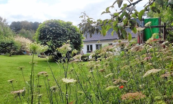 Csorvas Alquiler De RV | Romantik Garden Camp. Oase der Ruhe