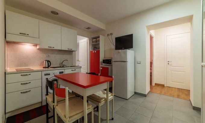 Rione XVIII Castro Pretorio Apartamento | Rome Termini Comfy Apartment