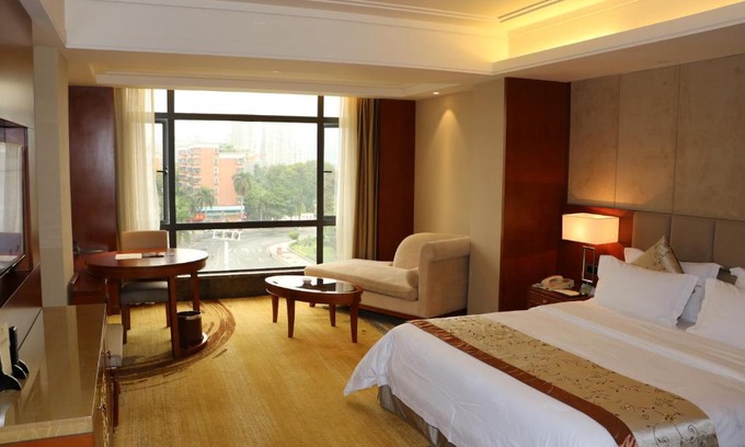 Rongcheng District Hotel | Rongjiang Hotel