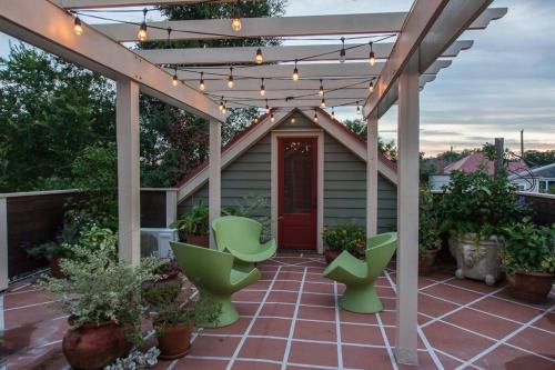 Thomas Square Casa | Roof Terrace Oasis