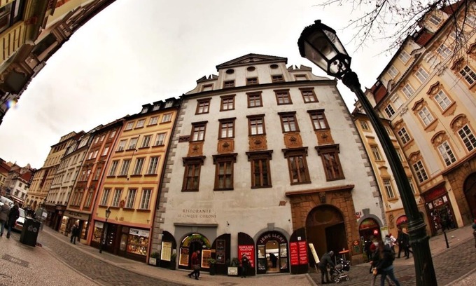 Stare Mesto Apartamento | Rooftop apartment - Old Town Square