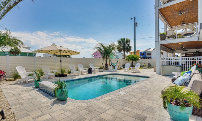 Port St. Joe Casa | Rooftop Deck & Hot Tub: Mexico Beach Home!