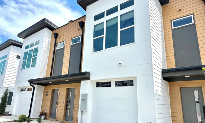 Downtown Condominio | Rooftop DWTN Raleigh Oasis