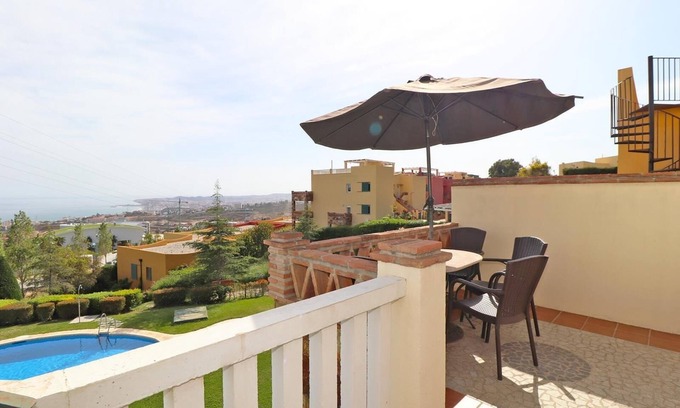 Benalmadena Apartamento | "Rooftop Paradise Apartment" con vistas al mar, piscina, Wi-Fi, aire acondicionado, terraza y jardín