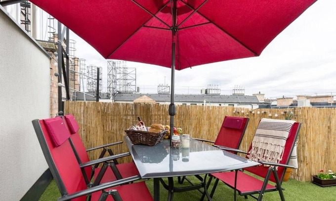 Belso-Ferencvaros Apartamento | Rooftop Suite Budapest 3