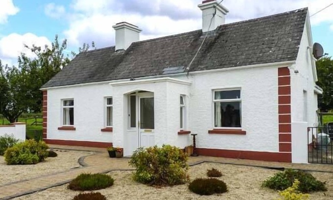 Ballinamore Bridge Cabaña | Rook Hill Cottage, NEWBRIDGE, GALWAY DEL CONDADO