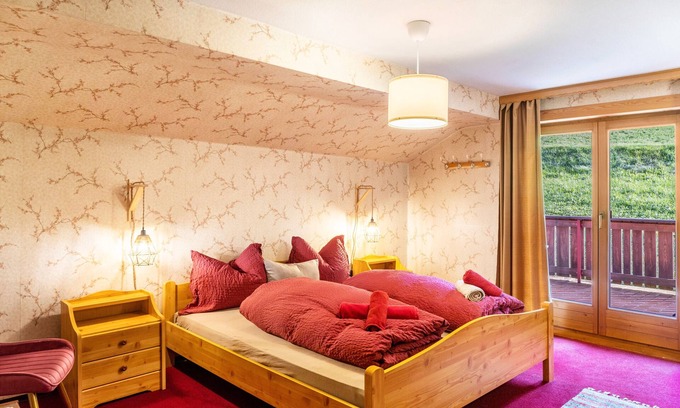 Hainzenberg Apartamento | Room '14' with Mountain View, Private Terrace and Wi-Fi