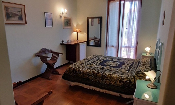 Precetto Casa | ROOM 3 villa muna