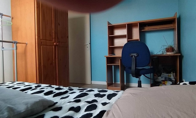 Merignies Casa | Room in a house 200 m from the greenway