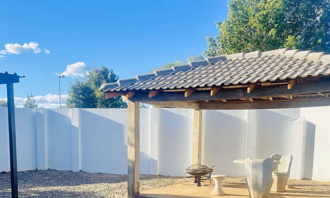 Northam Casa | Room in B&B - Trendybliss Guest House - N0297