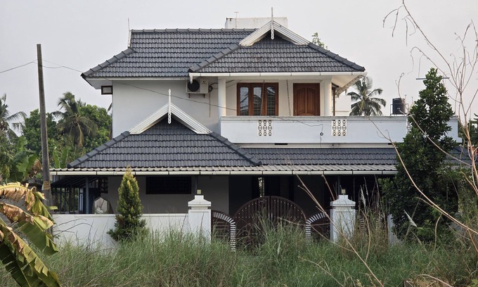 Palakkad Casa | Room in palakkad with private Balcony