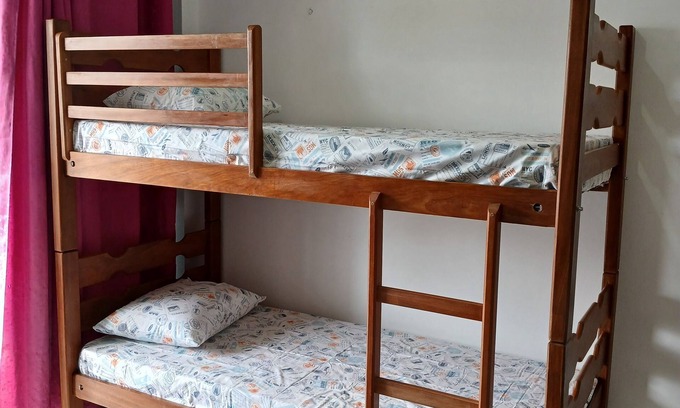 Cidade Velha Cabina | Room in the Historic Center of Belém, close to important tourist attractions.