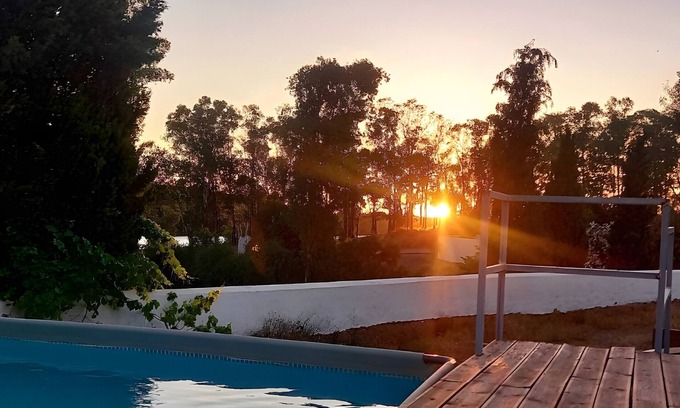 Corte do Pinto Apartamento | Room 'Lareira' with Shared Pool, Wi-Fi and Air Conditioning