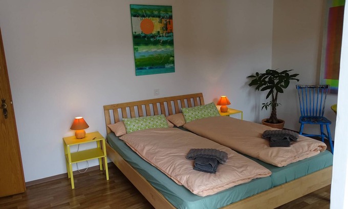 Gersau Casa | Room-organic BnB Froschkönig "dorfplatz"