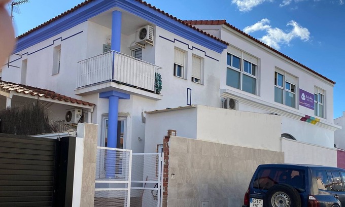 Mairena del Aljarafe Cama Y Desayuno | se alquila habitacion con baño privado