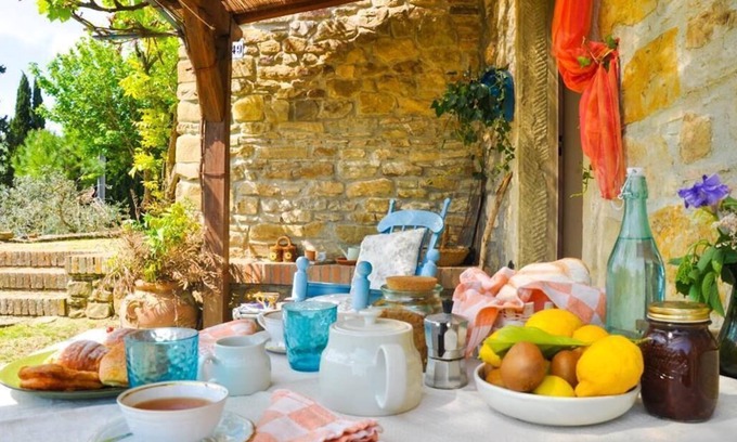 Tortigliano Cama Y Desayuno | Room with a view in Anghiari in Tuscany